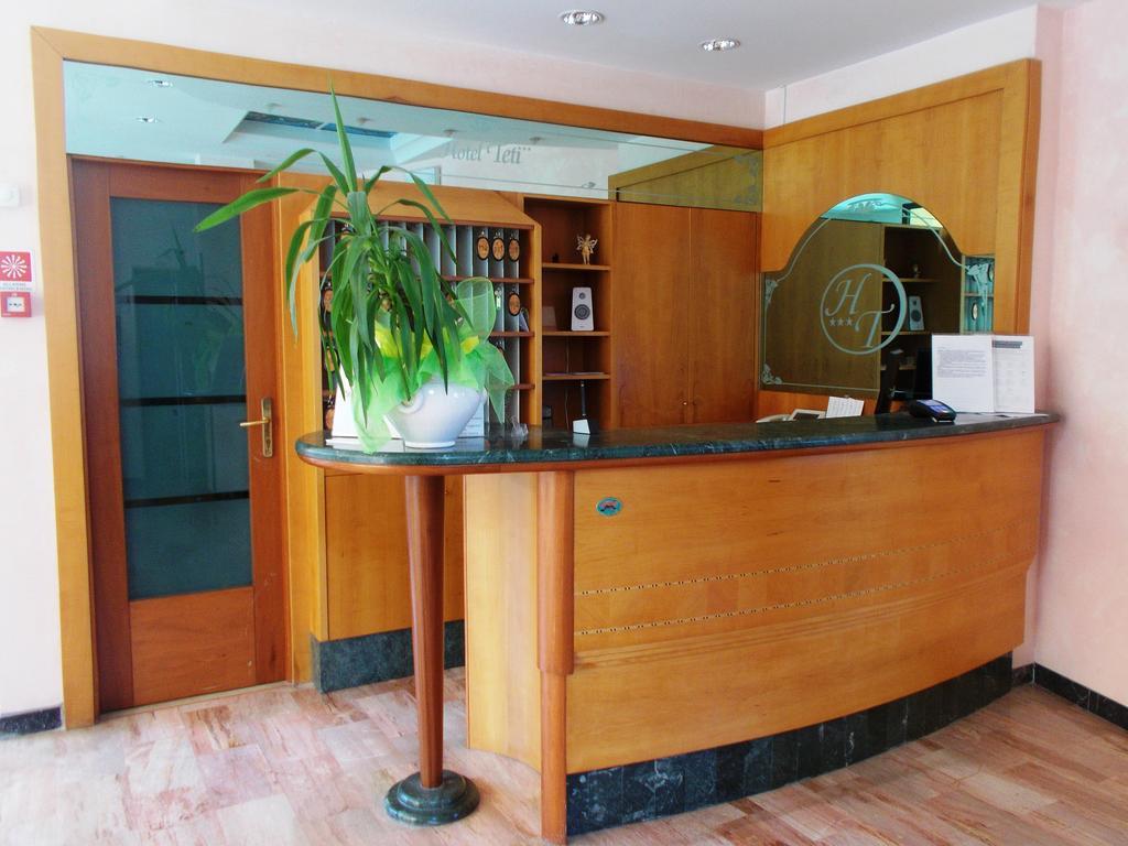 Hotel Teti Белларія-Іджеа-Марина Екстер'єр фото